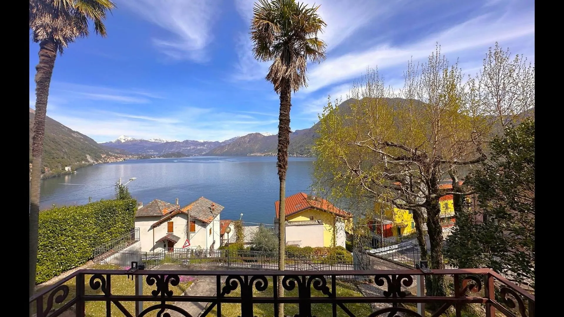Gera Villa Apartment Argegno contacts